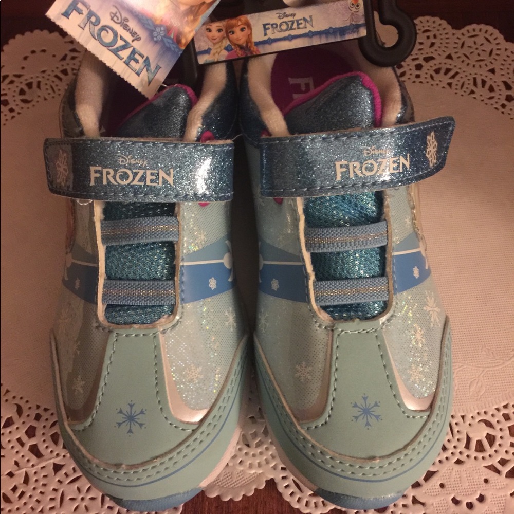 Disney Frozen Girls Sneakers Size 11 NWT